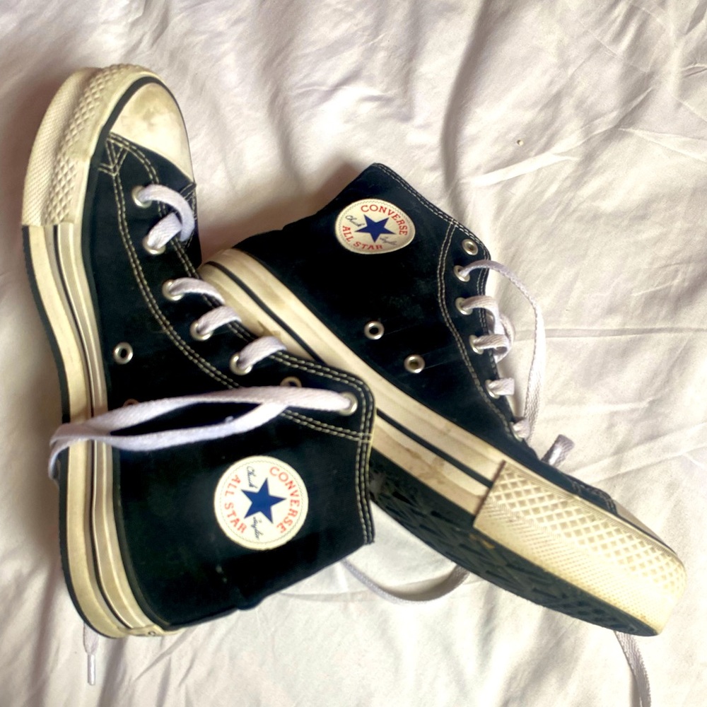 Black hightop chuck taylor converse